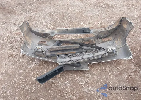 2004 Saturn Vue V6 z USA, uszkodzony, nr VIN 5GZCZ53404S833658